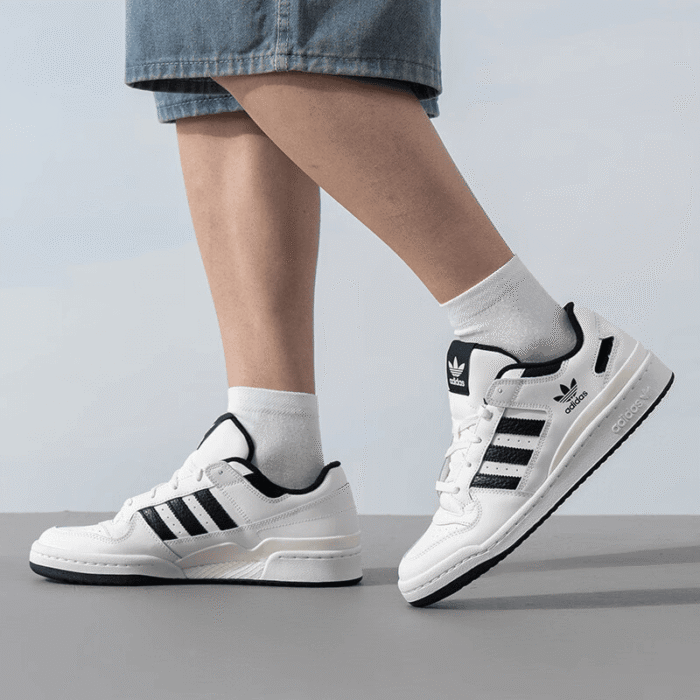Adidas· black and white anti-skate shoes - 图片 1